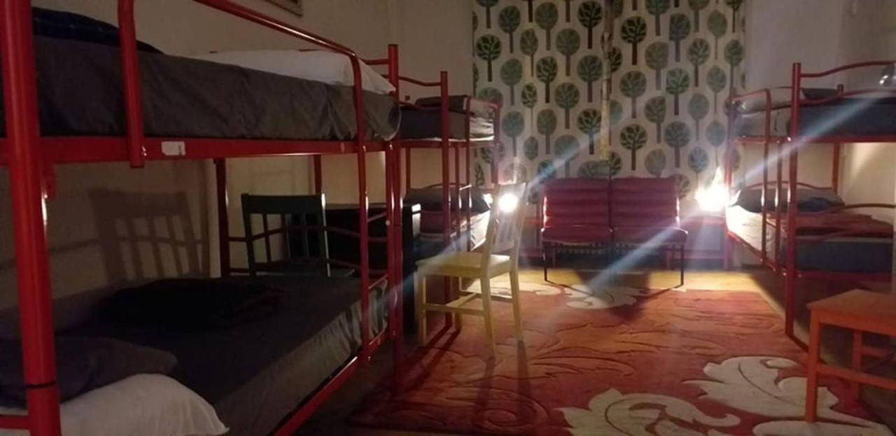 Lamis Hostelブダペスト エクステリア 写真